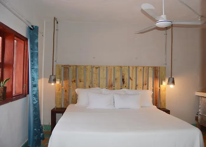 Casona Roja Pensión Puerto Morelos