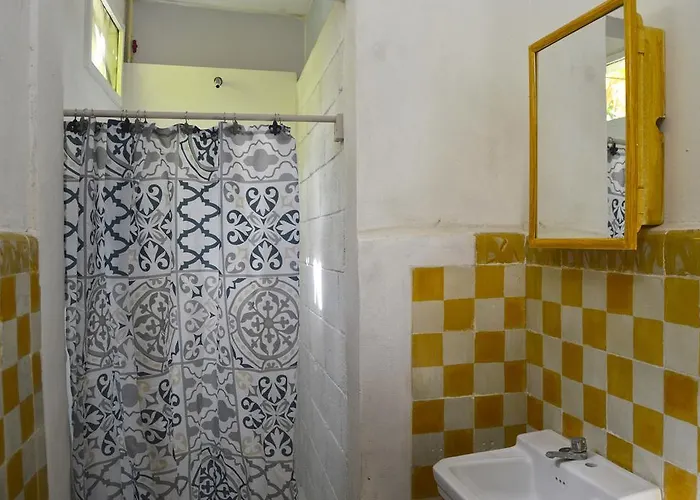 Casona Roja Pensión Puerto Morelos